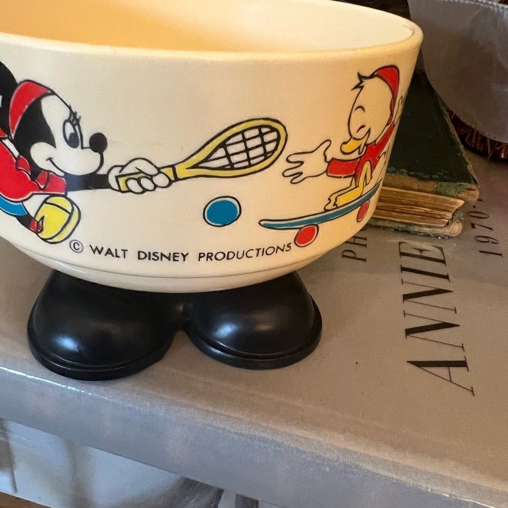 Vintage Walt Disney Productions plastic Bowl with Feet Mickey Donald Duck